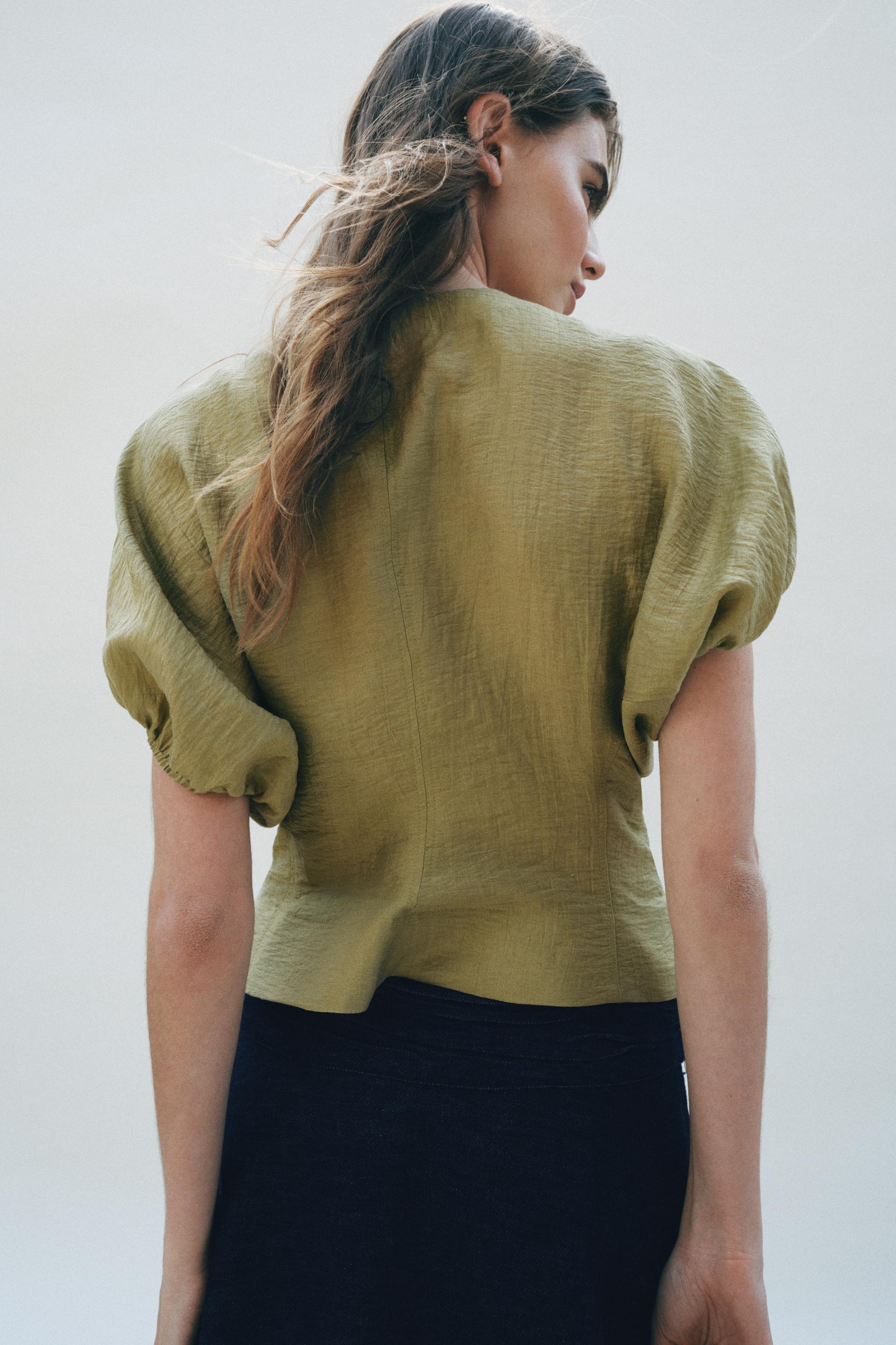 LINEN PUFF SLEEVE TOP